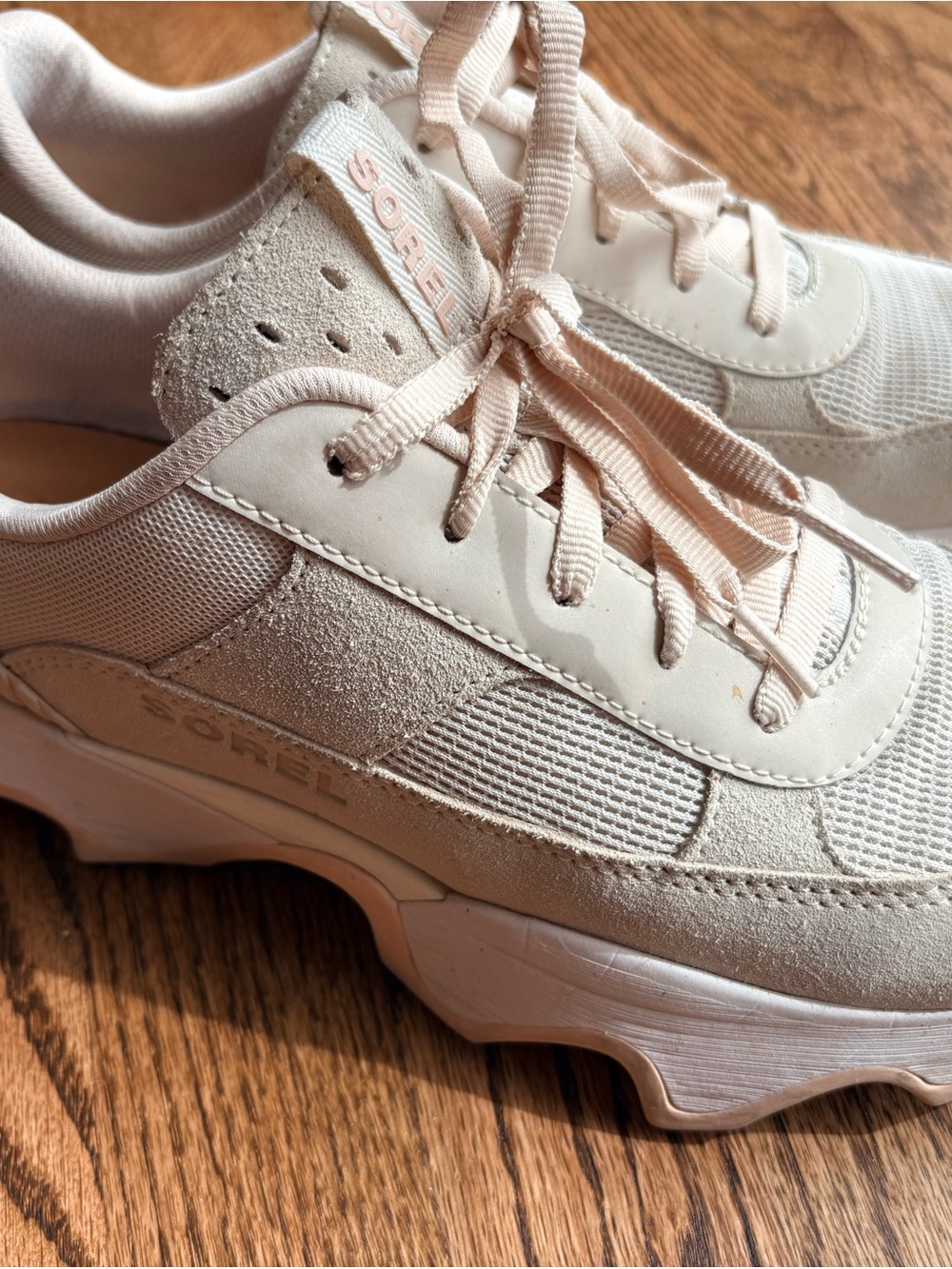 Sorel Women's Blush/Off-White Chunky Lace-Up Sneaker